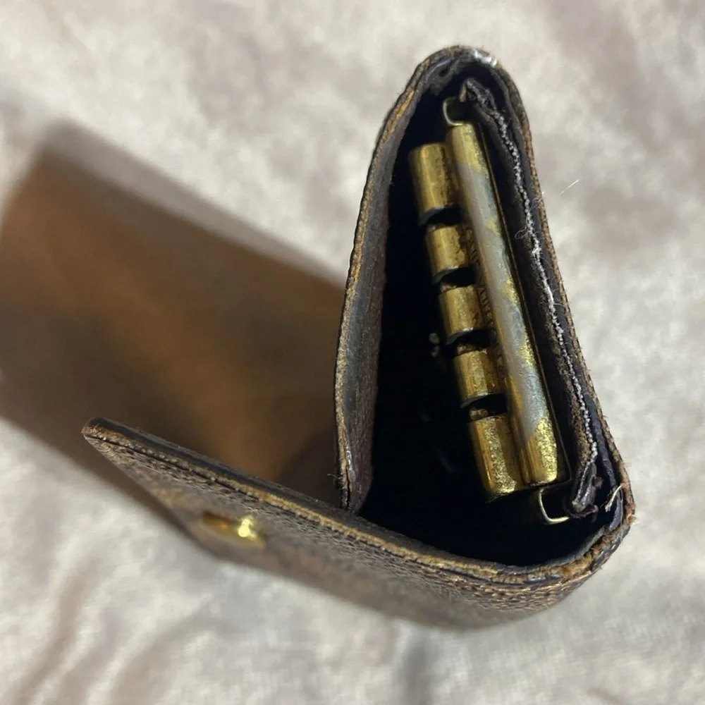 Louis Vuitton Damier Ebene key pouch